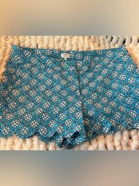 crown & ivy Teal Blue Patterned Scallop Hem Shorts